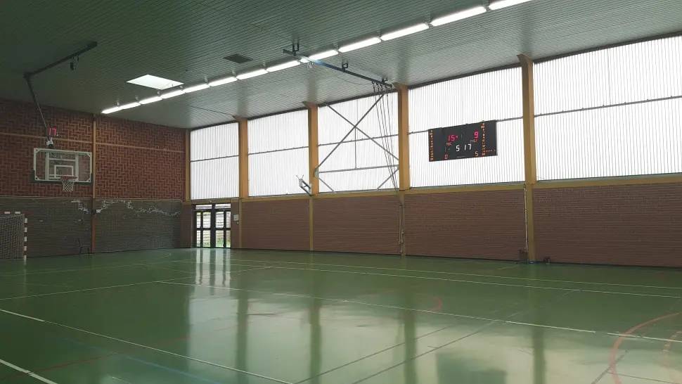 Vue intérieure de la salle de sport de Laventie